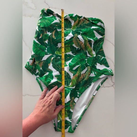 LOVE and SPORTS one piece strapless halter swimsuit tropical vacation 12/14 EUC - Picture 9 of 15